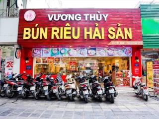 Cho thuê mặt bằng kinh doanh mặt phố láng hạ dt 120m2. mặt tiền 7m