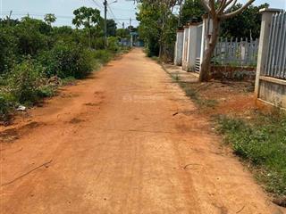Bán đất tại đt 741, 750 triệu, 150m2, mặt tiền 10m, pháp lý đầy đủ