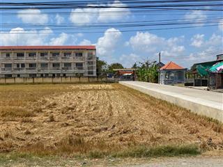 Ra nhanh lô đất ngay chợ bình chánh, 170m2, sau lưng trường thpt bình chánh, shr