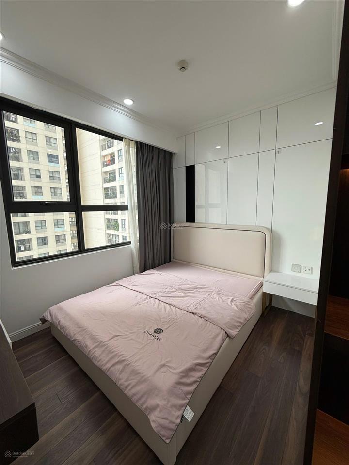 Chỉ từ 18 triệu sở hữu căn hộ 2n 2vs full đồ dcapitale siêu sang.  0329 288 ***