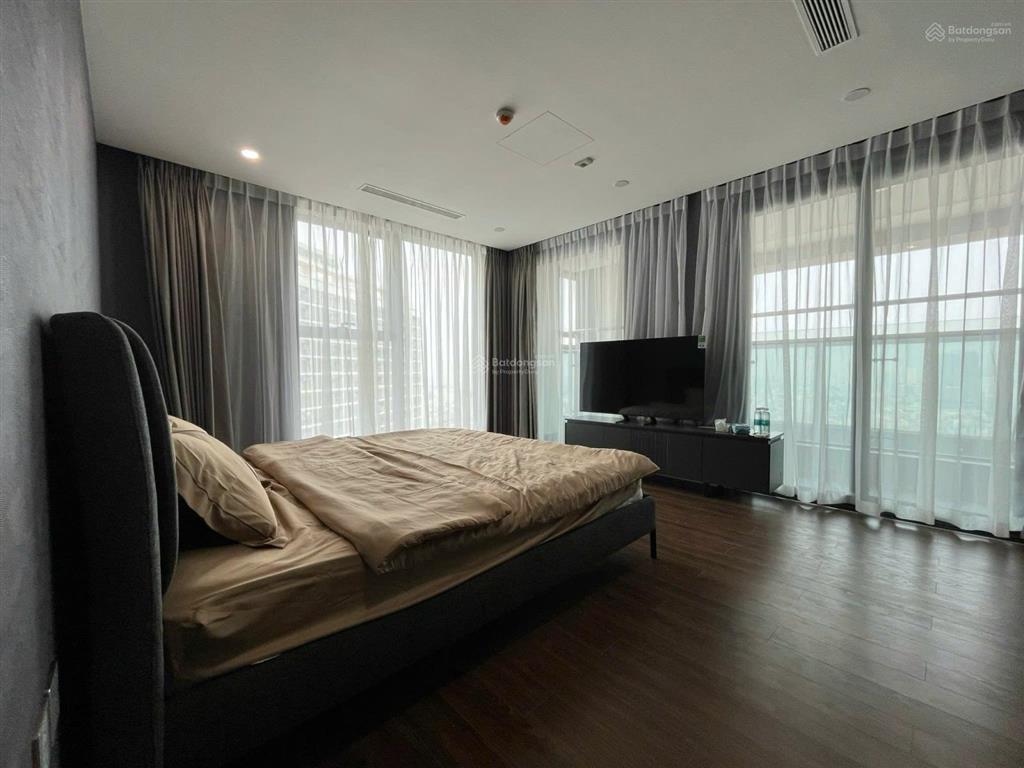 Chính chủ gửi quỹ căn stu1n2n3n dcapitale full đồ, không đồ giá tốt, miễn phí wifi 1 năm