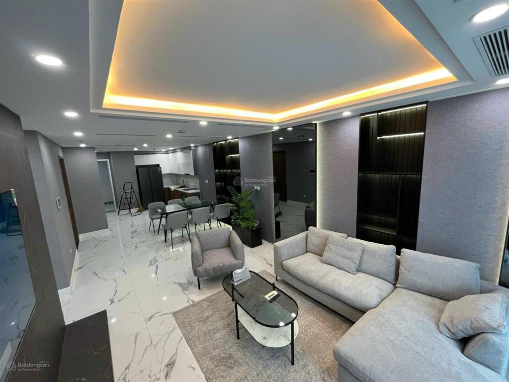 Chính chủ gửi quỹ căn stu1n2n3n dcapitale full đồ, không đồ giá tốt, miễn phí wifi 1 năm