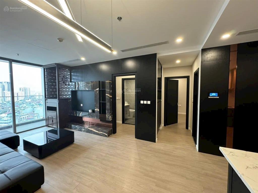 Cho thuê căn hộ 2pn giá ưu đãi 18 triệu, 66m2 tại vinhomes west point, nam từ liêm, hà nội
