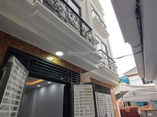 Nhà đẹp xây mới biên giang hà đông gần cầu mai lĩnh, ngõ thoáng ôtô đỗ gần dt 36m*4t giá nhỉnh 3 tỷ