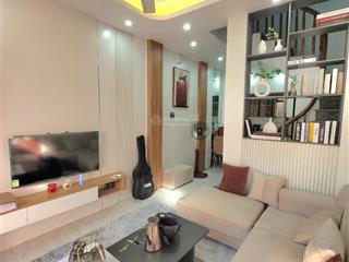 Nhà đẹp ngay tt chúc sơn full nội thất chỉ việc xách vali về ở ngõ ôtô lại đỗ sát nhà. giá hơn 2tỷ