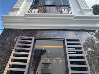 Ảnh thật! nhà xây mới độc lập rẻ nhất  trung tâm đại thành (bây giờ là hưng đạo)  ô tô đỗ cổng