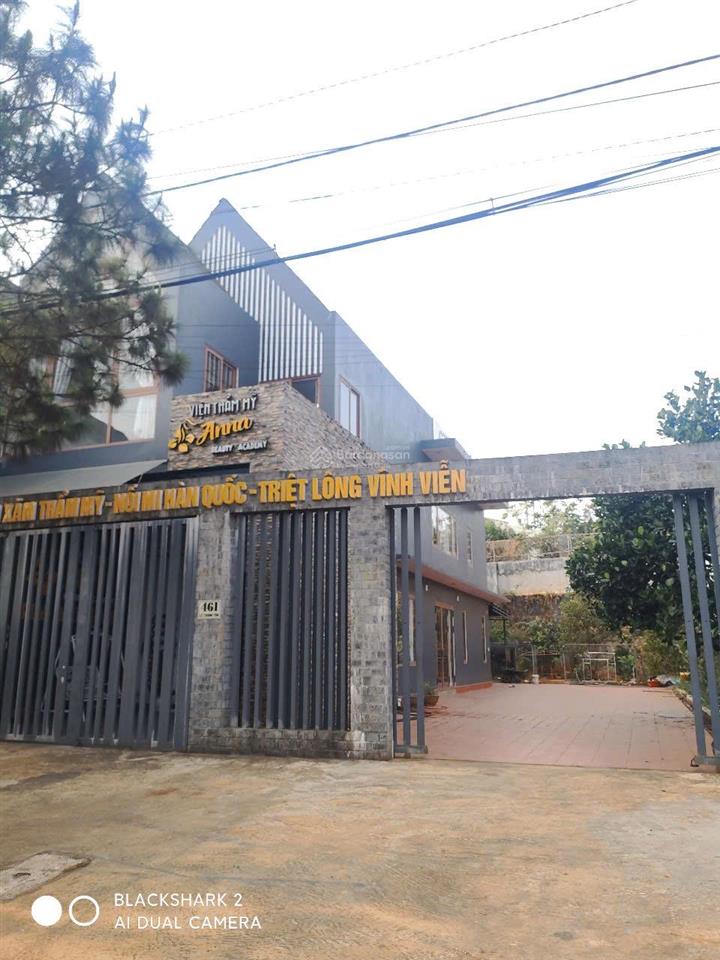 Bán nhà mặt phố hướng đôngnam. mt ngang 15m. view rừng thông tuyệt đẹp, không khí trong lành