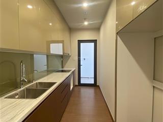 Em dũng có quỹ căn hộ tại goldmark cần cho thuê 2pn  giá từ 13 triệu (cam kết giá chuẩn)