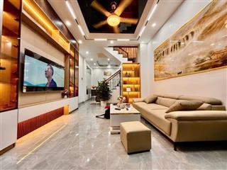 Bán nhà hoàng mai 42m, 5 ngủ, mặt tiền 3.8m, chính chủ, ngõ 3 gác phóng,full nội thất mót bán 7 tỷ