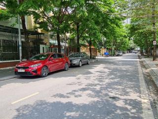 Cần bán bt thành phố giao lưu phạm văn đồng  bắc từ liêm, hoàn thiện 3.5 tầng, phù hợp ở và làm vp