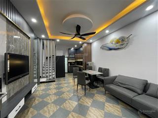 Hơn 7 tỷ 40m2x5t lô góc kinh doanh ba gác đỗ cửa  trung tâm thanh xuân full nội thất