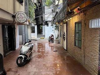 Chính chủ bán tập thể tầng 1 đường hồng hà  hoàn kiếm, kinh doanh, ô tô tránh, sử dụng 50m
