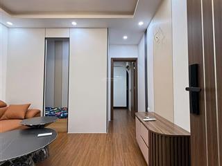 Chính chủ bán tập thể lê qúy đôn  hai bà trưng, dt 50m2, 2 ngủ, 1vs, sổ đỏ chính chủ. giá 2.75 tỷ