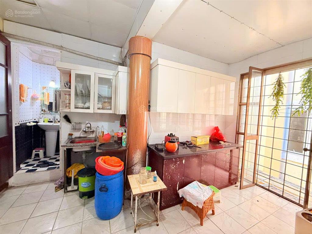 Bán tập thể thịnh quang  đống đa, tầng 2 + 3, sổ 100m2 sử dụng 180m2. giá hơn 6 tỷ