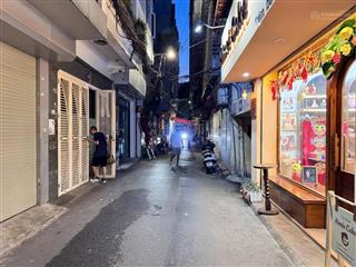 Bán tt thái hà, dt 44/100m2, 3pn, 2vs, ô tô đỗ, cách phố 30m, sân rộng, khu cán bộ. giá 5.95 tỷ