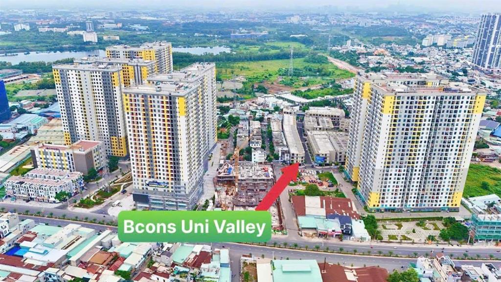 Bán gấp nhà phố bcons uni valley  7,5 tỷ  1 trệt + 2 lầu + st   0768 634 ***