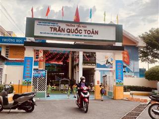 Bán gấp lô đất 2 mặt tiền 93m2 giáp lái thiêu,giá chỉ 2,6 tỷ.