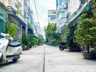 Bán gấp nhà hxh ô tô ngủ trong nhà ngang 5m trung tâm bình tân