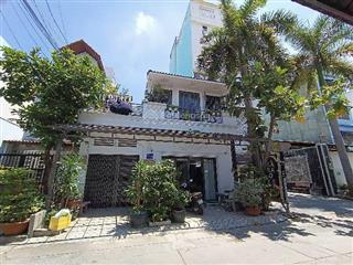 Cần bán nhanh chdv  210m2 (8x26)  ngay tân phú  dòng tiền sẵn 40tr  hai mt xe hơi  giá 19,9 tỷ