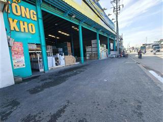 Bán kho xưởng mặt tiền quốc lộ 1a dt 35 x 42m (gần 1500m2) dòng tiền ổn định ~200tr/th giá 45 tỷ