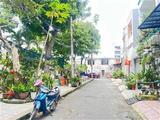 Ngay kha vạn cân đsố 10 p.linh tây bán đất (tặng nhà cấp 4) dt 150 m2.(ngang 8.5m2)