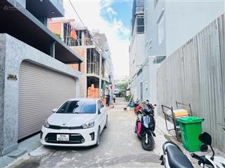 Dãy trọ 10 phòngthu nhập 22tr/thđất vuông vức full thổ tách được 2 lô p. linh tây dt 100.4m2