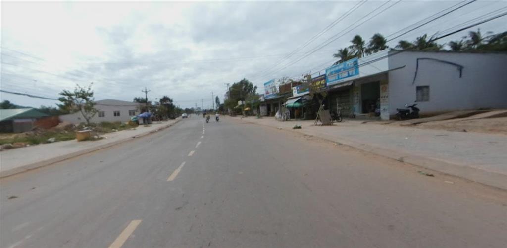 Bán đất mặt tiền Nguyễn Trung Trực, Dương Đông, Phú Quốc – >1ha, 300m² thổ cư, giá 50tr/m²