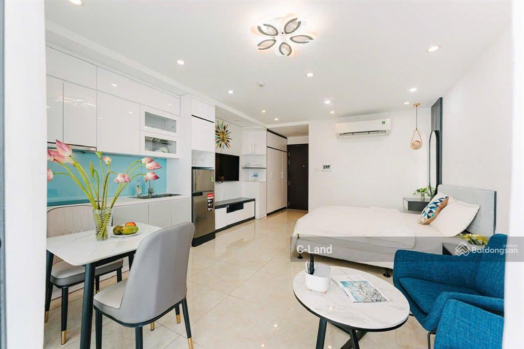 Studio full nội thất có thể chuyển vào ngay. giá 14tr/tháng. vinhomes dcapitale