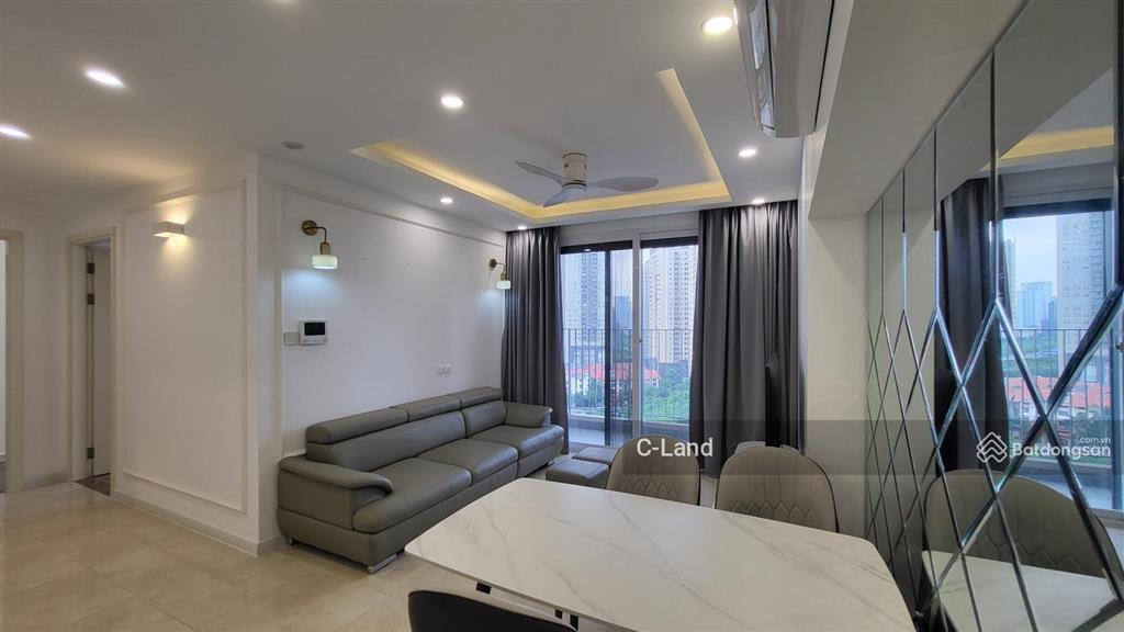 Còn duy nhất căn 3 ngủ giá 11 tỷ sổ đỏ tại d'capitale  trần duy hưng. diện tích 83m2 thông thuỷ