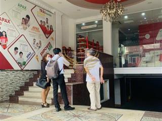 Bán tòa building mặt tiền nguyễn chí thanh dòng tiền khủng dt 7.70 x 28m  công nhận 208.1m²