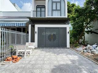 Nhà 1 lầu 6x20m ngay chợ đệm, đường nguyễn hữu trí, bình chánh