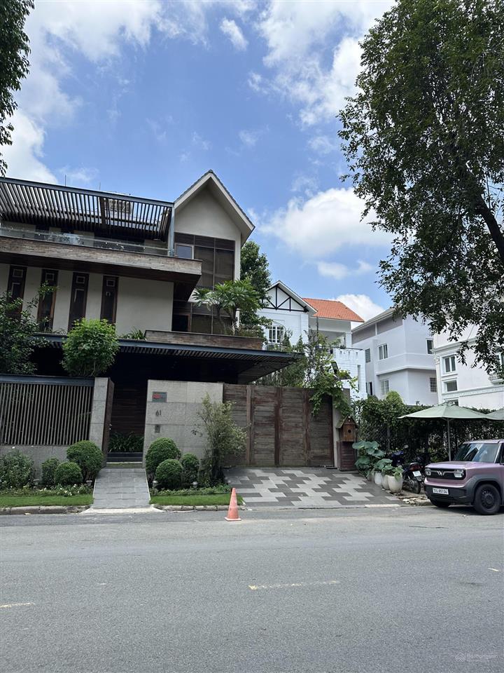 Bán lô đất đơn lập duy nhất đường phạm thái bường, pmh quận 7, giá 120tỷ công chứng 0902 522 ***