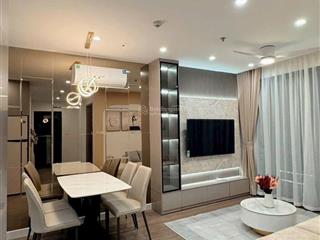 Gia đình tôi bán ch 2n1 vinhomes green bay mễ trì, view hồ, hướng mát, full nội thất, 4,95 tỷ