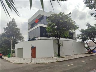 Bán khuôn đất xây biệt thự gần khu villa thủ thiêm giá 38 tỷ