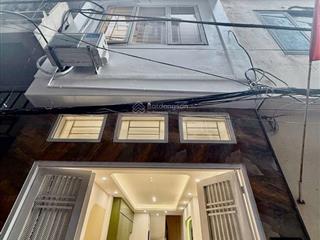 Nhỉnh 7 tỷ  bán nhà mễ trì thượng, dt 31m2,  5 tầng  full nội thất  hiểm có khó tìm