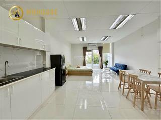 Cho thuê căn hộ studio, 50m2, balcony, (máy giặt riêng, máy sấy). thuận tiện di chuyển sang q1