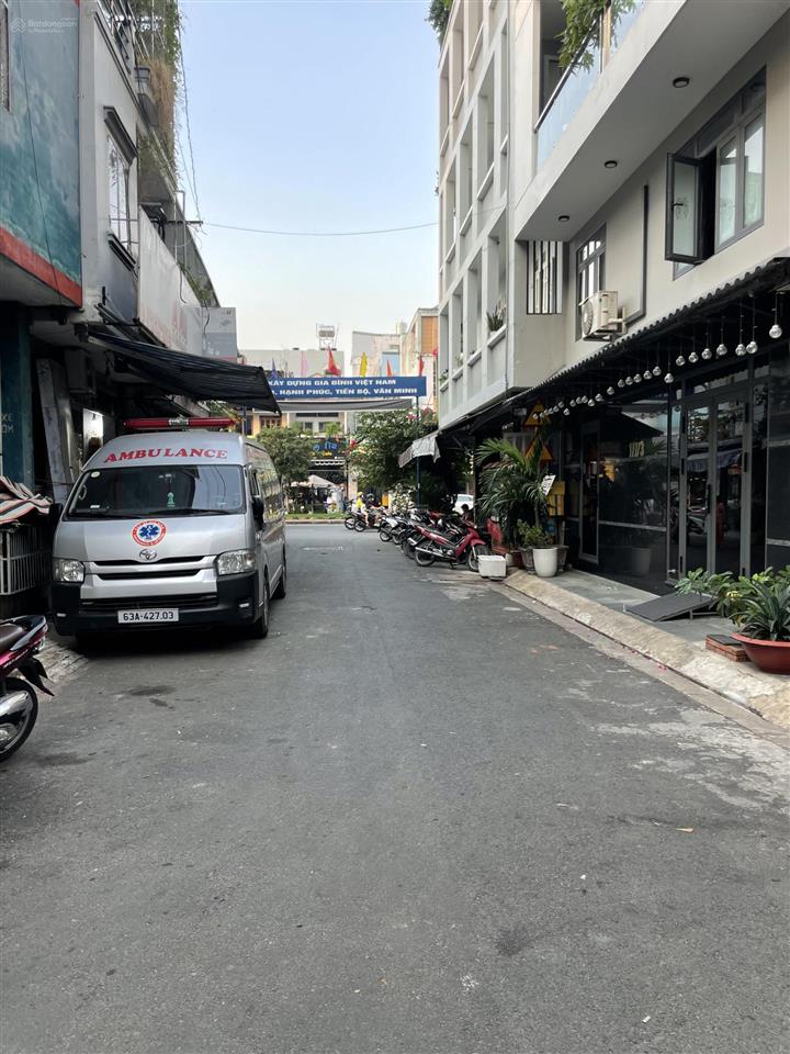 Bán nhà đẹp 4 tầng, ngang 5m, ngay chợ tân hương, hẻm nhựa 8m thông, tân phú chỉ hơn 9 tỷ