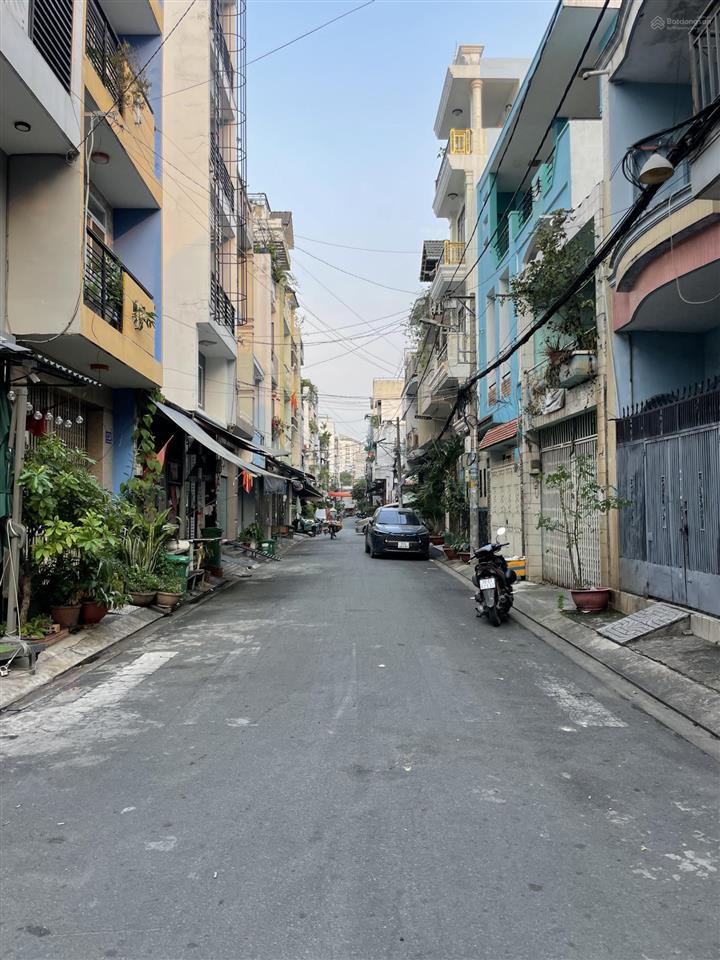 Bán nhà đẹp 4 tầng, ngang 5m, ngay chợ tân hương, hẻm nhựa 8m thông, tân phú chỉ hơn 9 tỷ