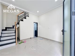 Cho thuê nhà nguyên căn, nội thất cơ bản và đầy đủ, gần bệnh viện gia định