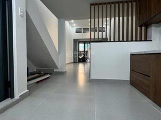 Gò vấp, nhà 2 mtkd, 3 tầng (4,1x11m), cách ngã 6 gò vấp 100m, nhỉnh 6tỷ (hiếm). vị trí vàng