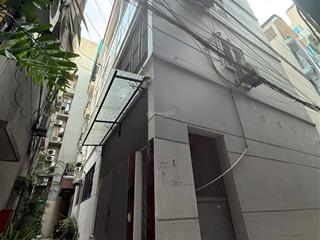 Lô góc 2 thoáng  30m ra mặt phố, ngõ 2.5m, nhà dân kết cấu chắc chắn  kinh doanh cho thuê hốt bac