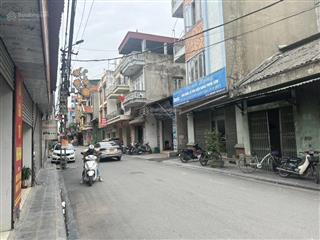 Bán đất trục chính kinh doanh sầm uất  giá đầu tư chỉ 7x triệu/m2. vị trí vàng tại thôn châu phong