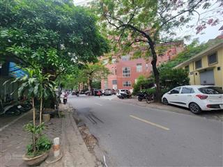 Lô góc trung kính  phân lô  ngõ to như phố  vỉa hè rộng  ô tô dừng đỗ ngày đêm