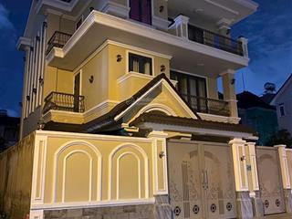 Chính chủ cần bán nhà biệt thự đẹp tại góc 2 mặt tiền đường đặng thuỳ trâm.quận bình thạnh.dt 240m2