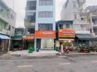 Chính chủ cần bán căn hộ dịch vụ mặt tiền đường nguyễn tiểu la p.5 quận 10.dt 65m2 giá 27 tỷ