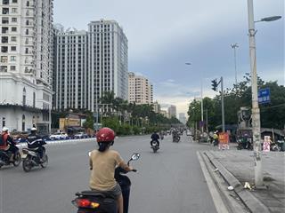 Bán penthouse ,2 tầng ,đẳng cấp trần hữu dực ,nội thất cao cấp ,view đẹp nhà đẹp long lanh