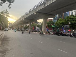 Bán nhà cầu diễn ,bắc từ liêm ,ô tô vào nhà ,có thang máy ,4 phòng ngủ ,nhà mới đẹp sổ nở hậu