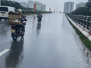 Bán đất trịnh văn bô,sát trường fpt và đại học đông á ,mặt tiền rộng ,ô tô vào đất,ngõ thông kd