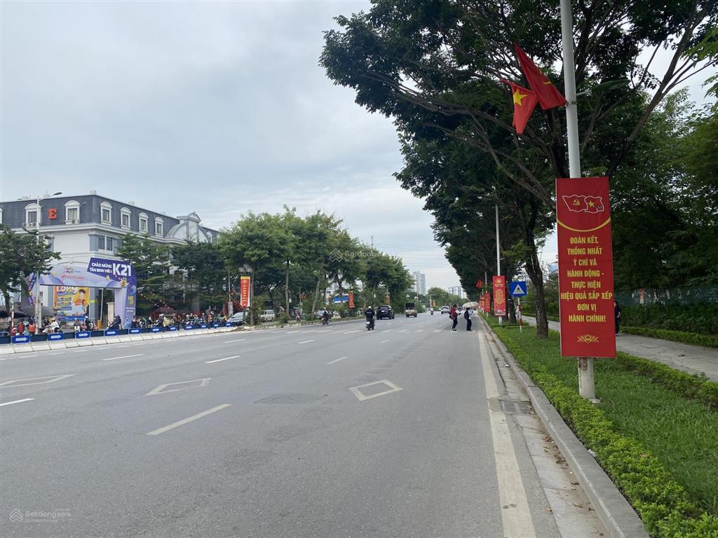 Bán nhà liền kề hud vân canh, vị trí đẹp, kinh doanh đỉnh ,đường ô tô tránh, gần trịnh văn bô