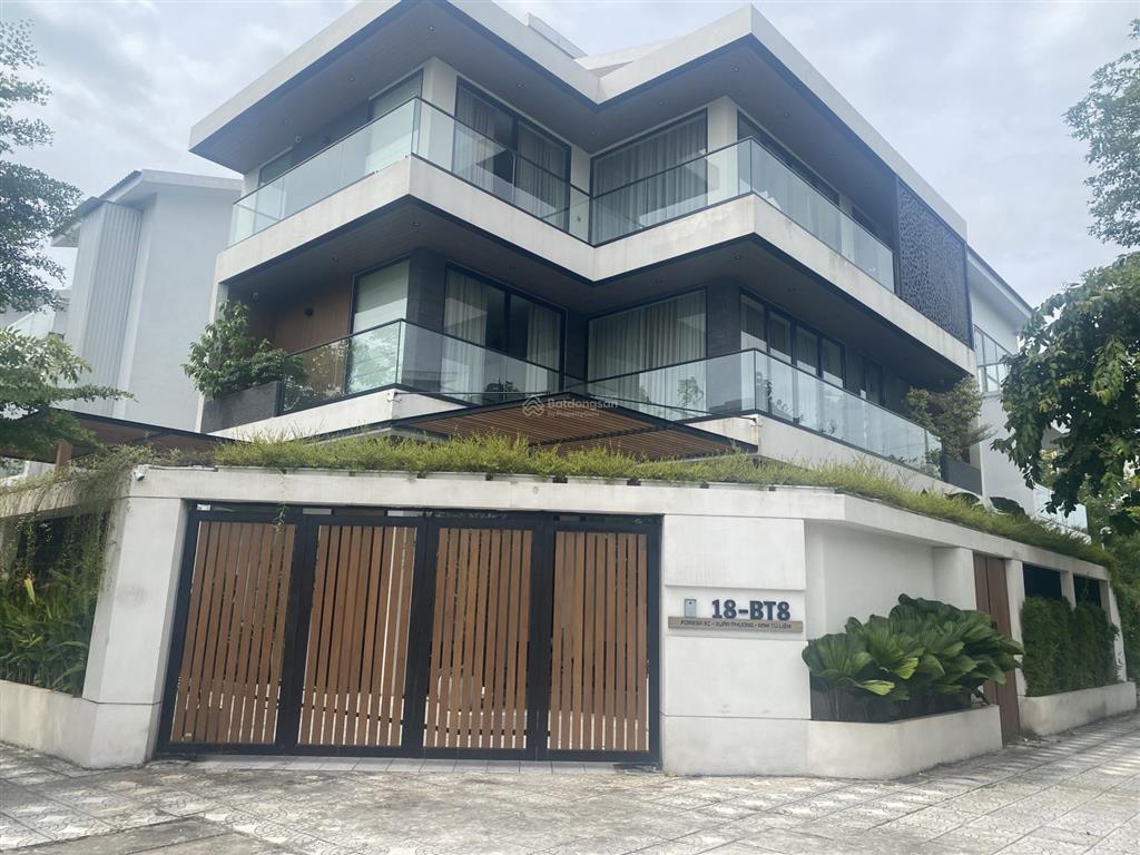 Bán biệt thự lô góc kđt tasco xuân phương nam từ liêm , sân vườn , ô tô để thoái mái ,dân trí cao